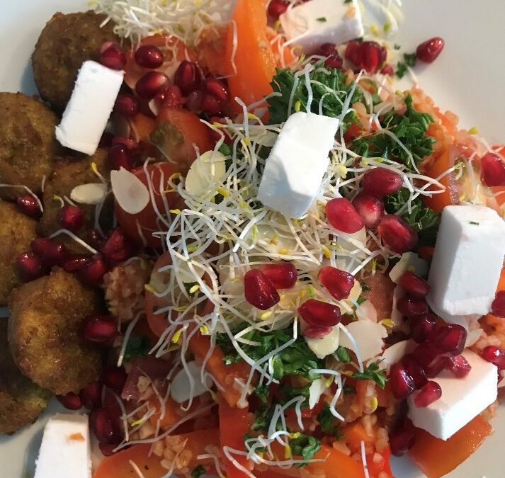 Gezond recept: Bulgurschotel met falafel